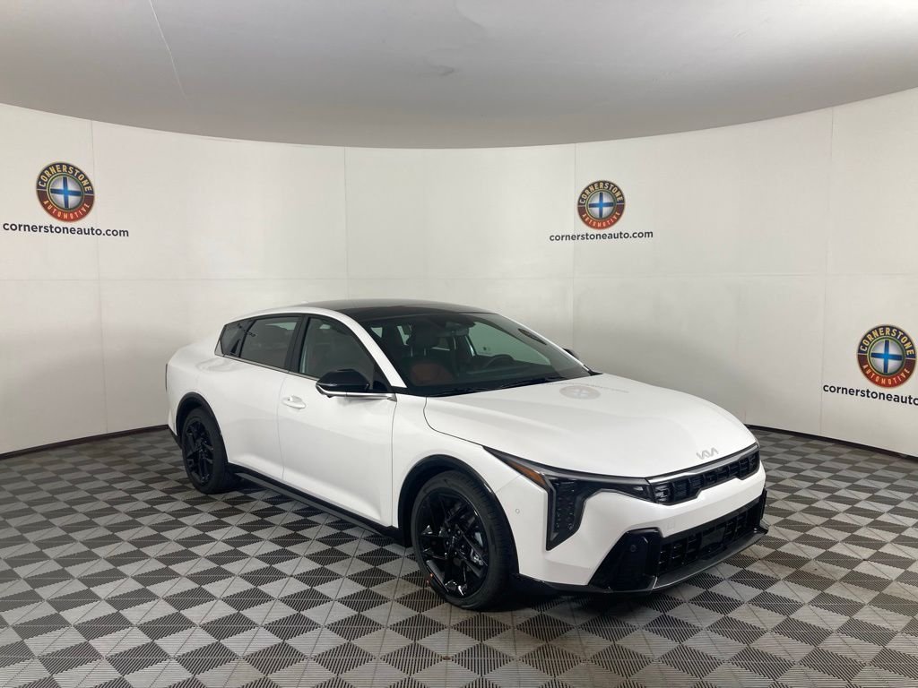 2025 Kia K4 GT-Line Turbo - Photo 18