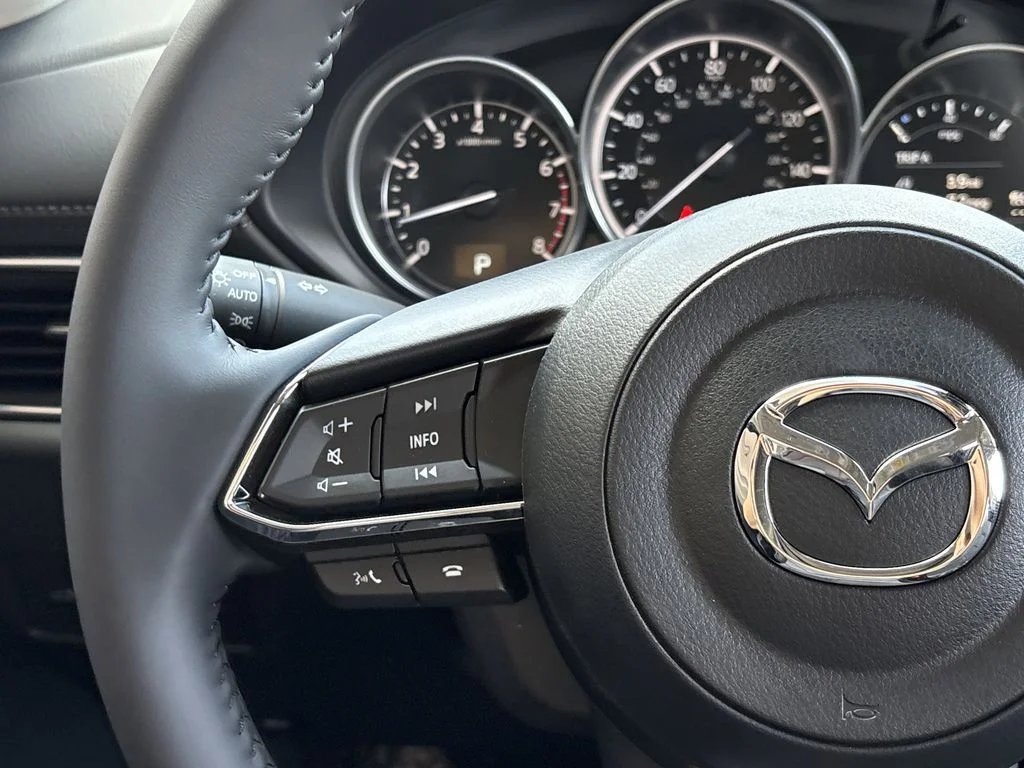 2025 Mazda CX-5 S Preferred package - Photo 17