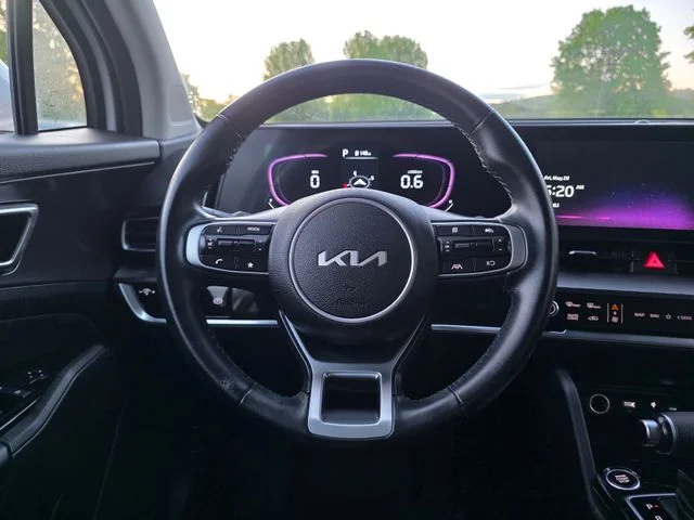 Certified Used 2024 White Pearl Kia EX image 25