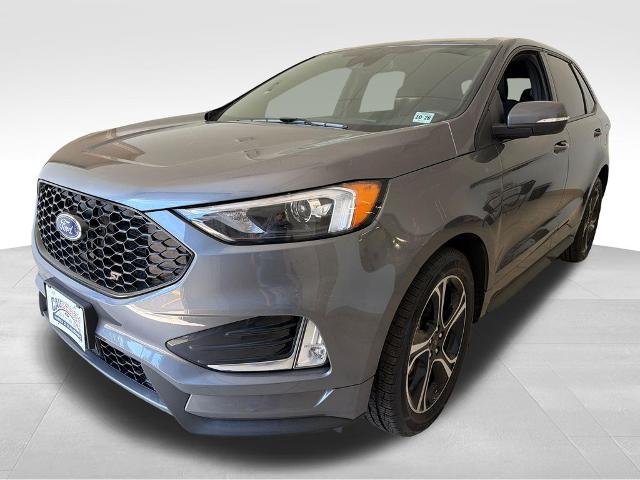 Used 2023 Gray Metallic Ford ST image 35