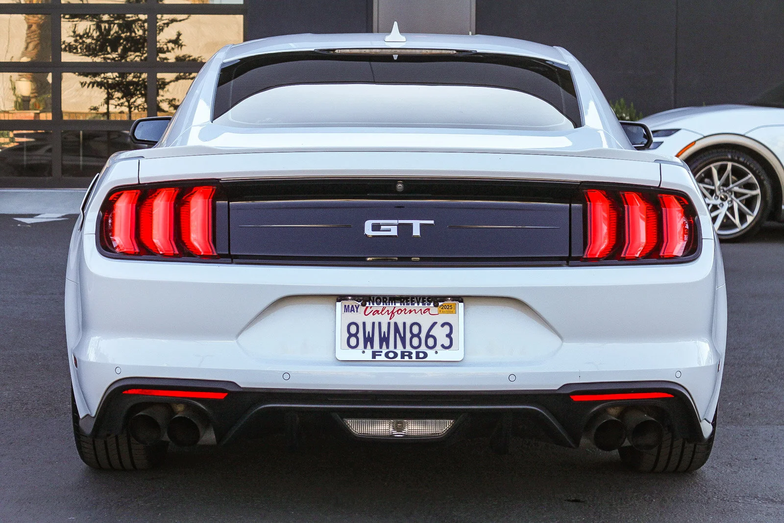 Used 2021 Oxford White Ford GT image 8