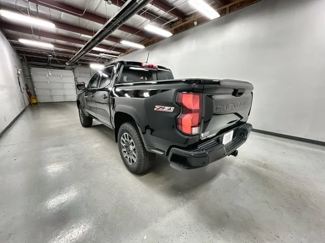 2026 Chevrolet Colorado Z71 - Photo 6