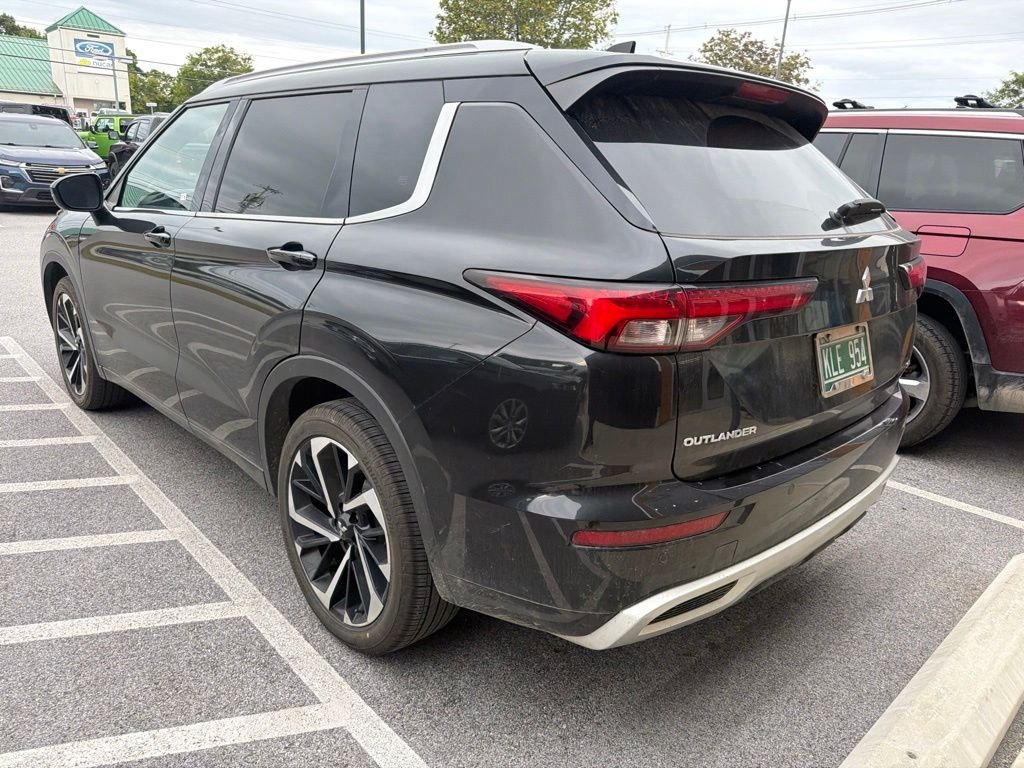 Used 2022 Black Mitsubishi SEL image 10