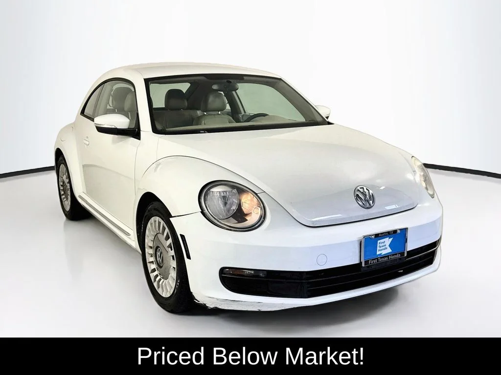 Used 2014 White Volkswagen 1.8T image 1
