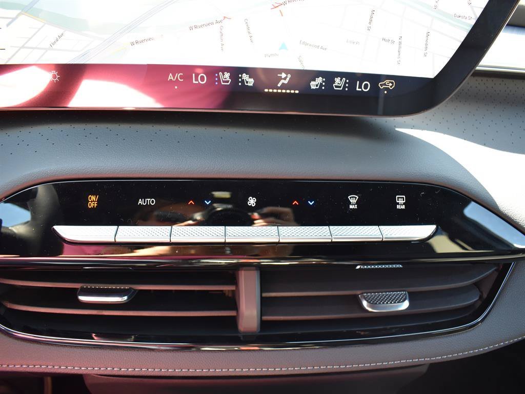 2026 Buick Enclave Avenir - Photo 18