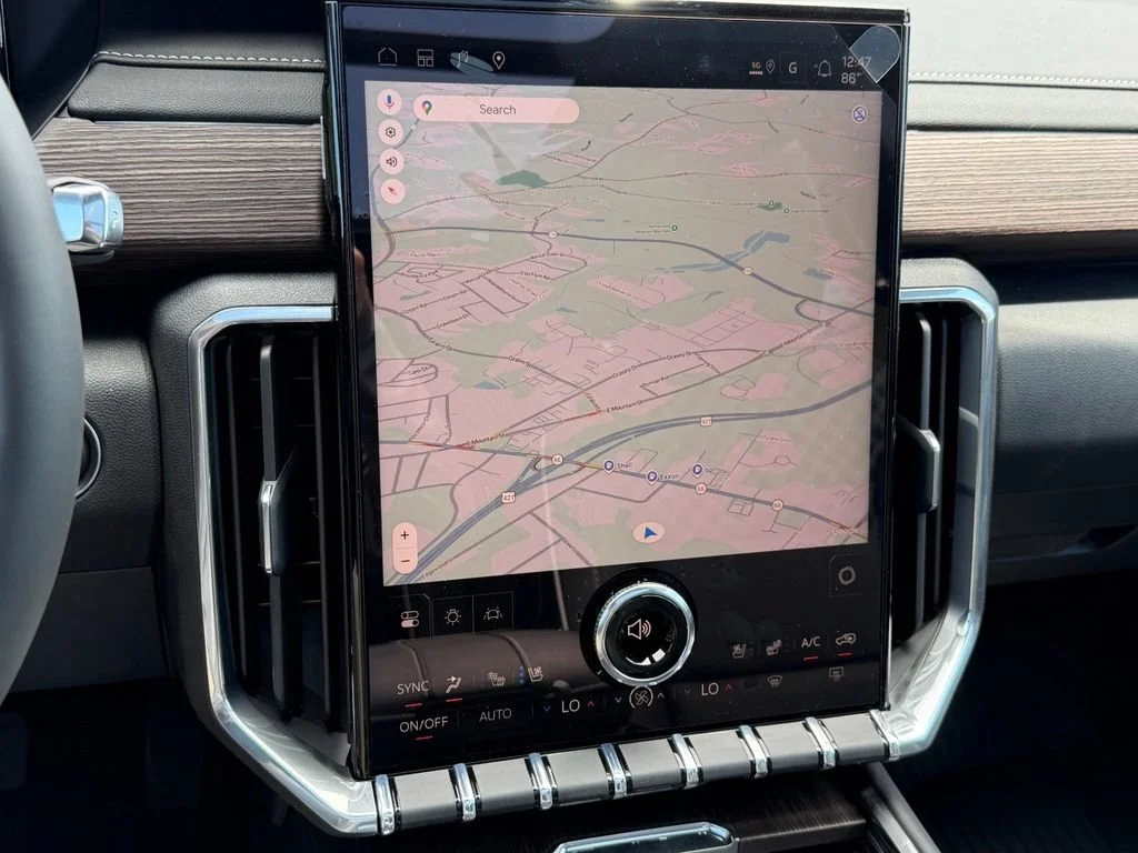 2026 GMC Acadia Denali - Photo 3