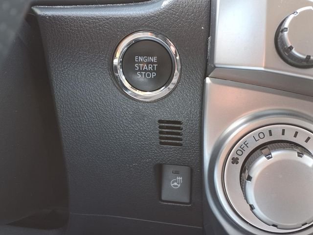 Used 2024 White Toyota SR5 Premium image 16