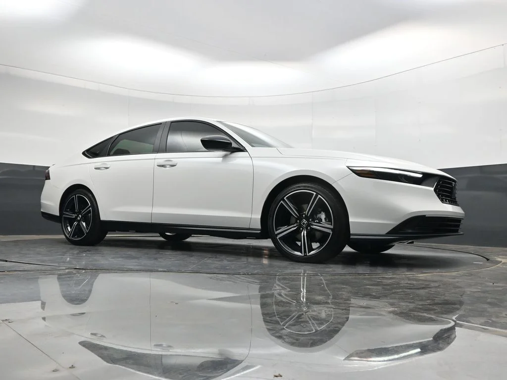 New 2026 Platinum White Pearl Honda Sport image 23