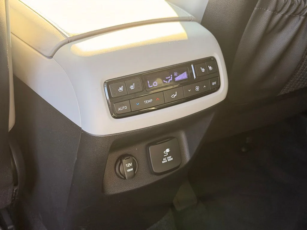 Used 2024 Silver Hyundai SEL image 16
