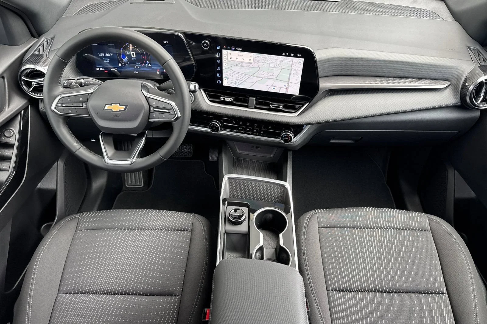 2027 Chevrolet Equinox LT - Photo 12