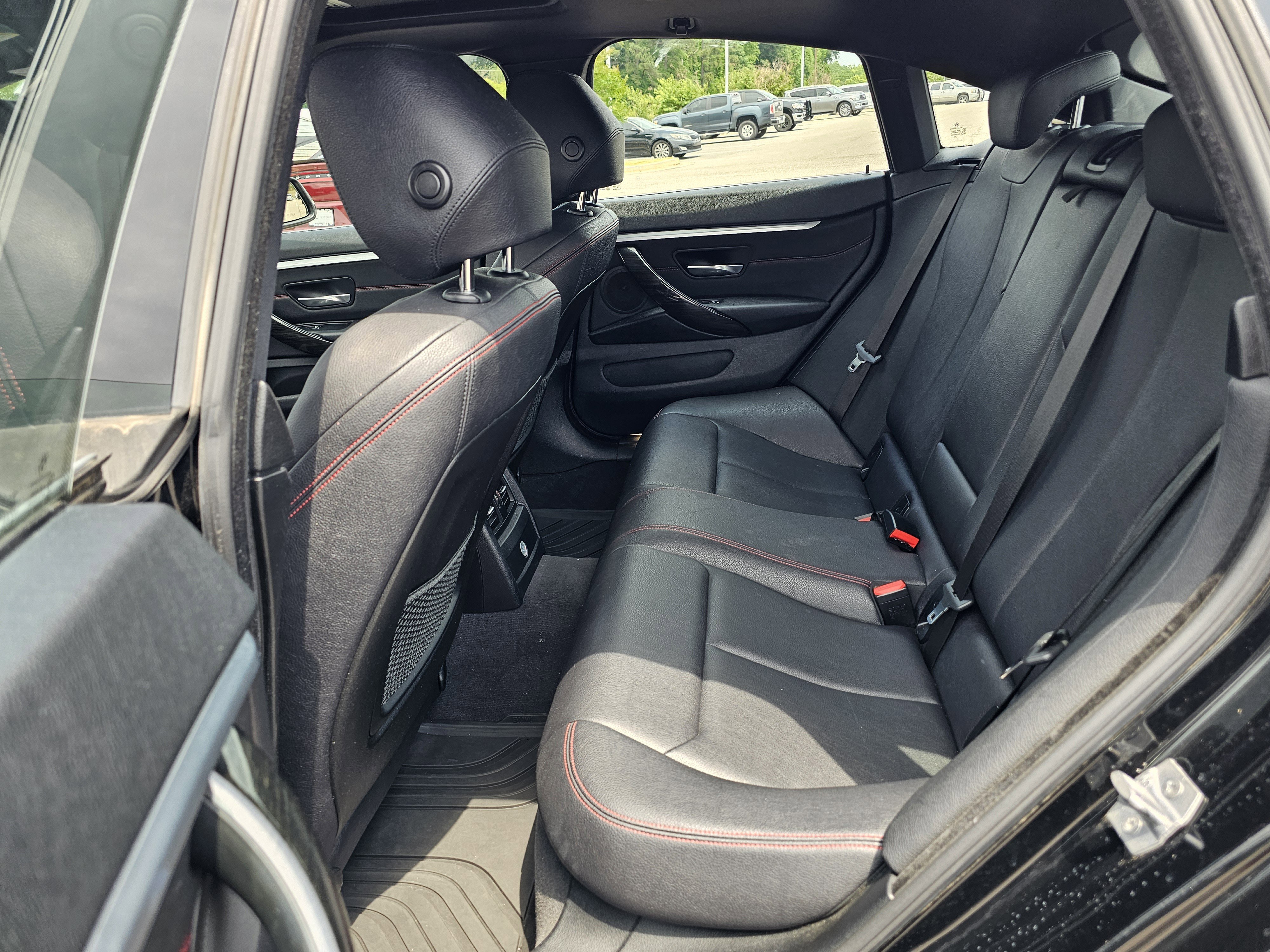 Used 2019 Jet Black BMW 430i xDrive image 32