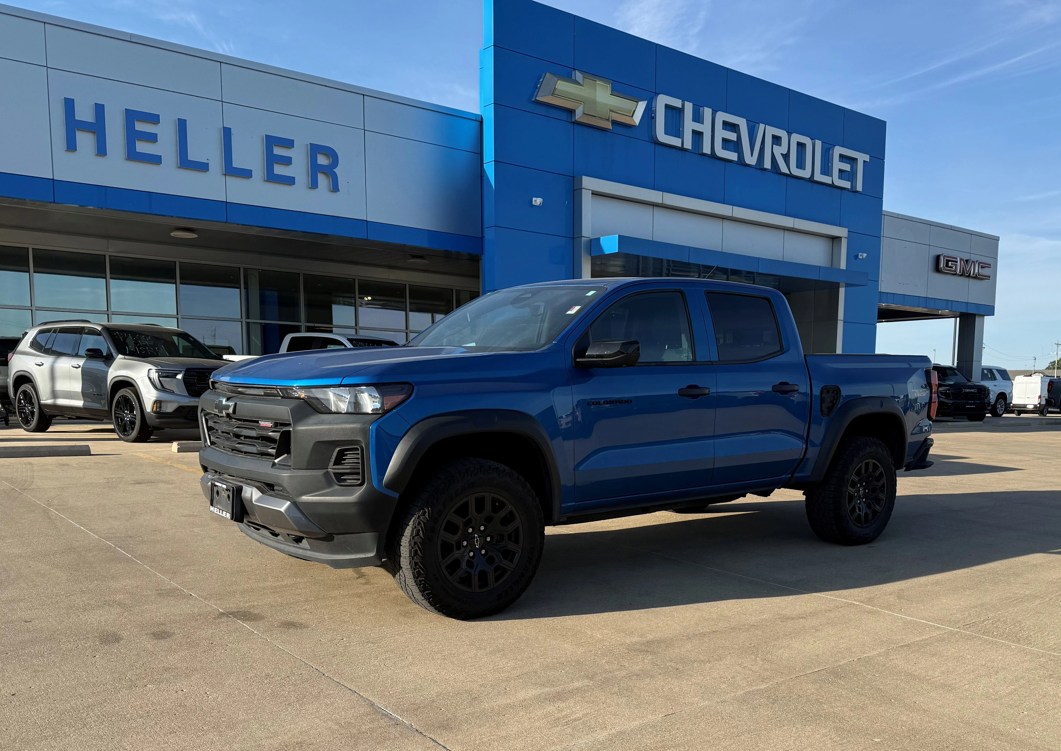 Used 2023 Glacier Blue Metallic Chevrolet Trail Boss image 3
