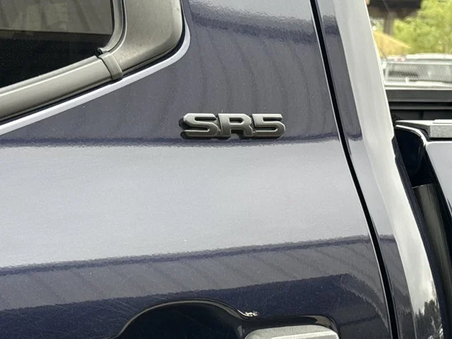 Used 2023  Toyota SR5 image 13