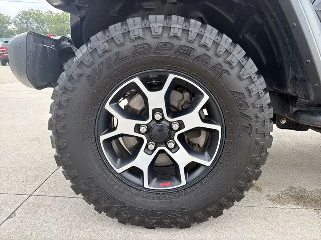 Used 2020 Black Jeep Unlimited Rubicon image 12