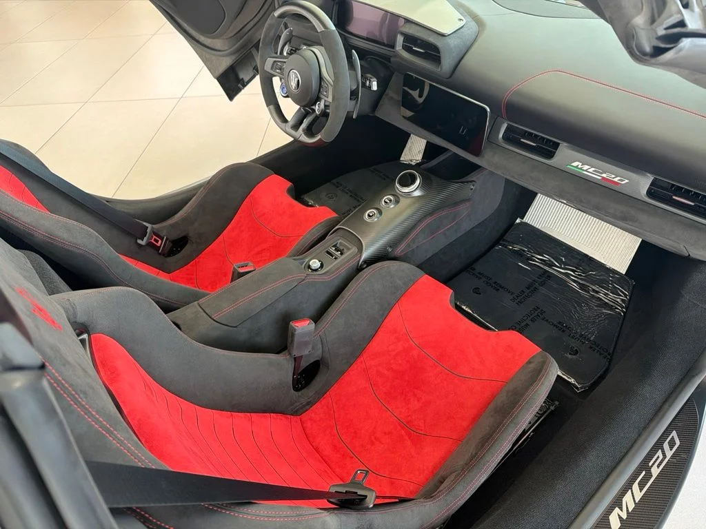 Used 2023 Bianco Audace Matte Maserati Cielo image 20