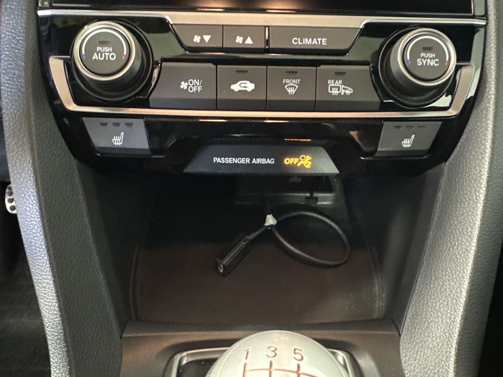 Used 2020 Platinum White Pearl Honda SI image 16