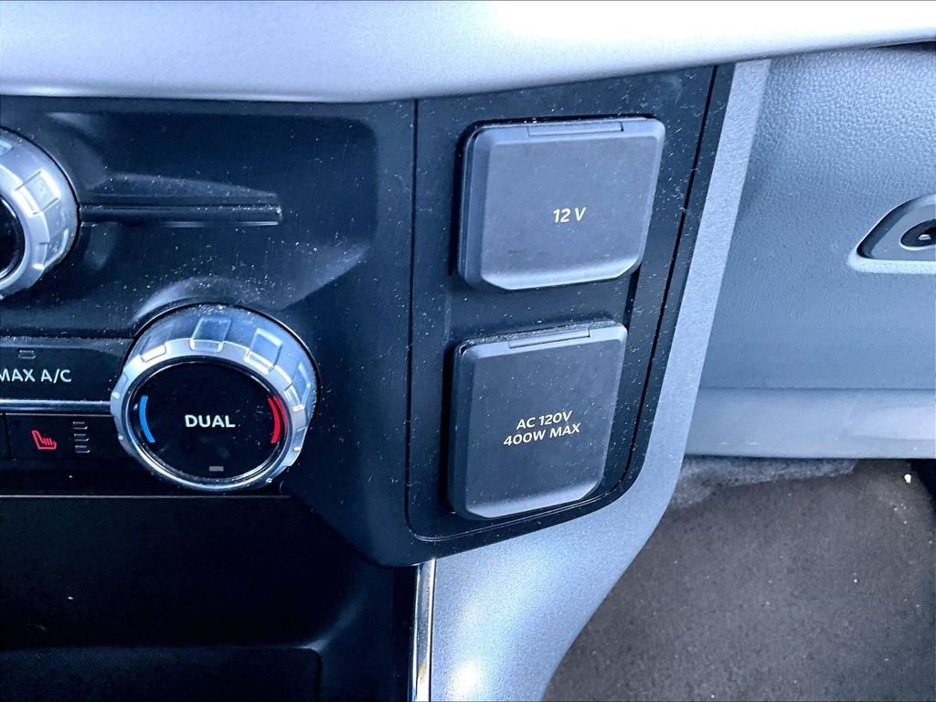 Used 2023 Gray Metallic Ford XLT image 27