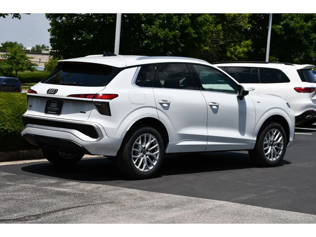 New 2026 Glacier White Metallic Audi S line image 4