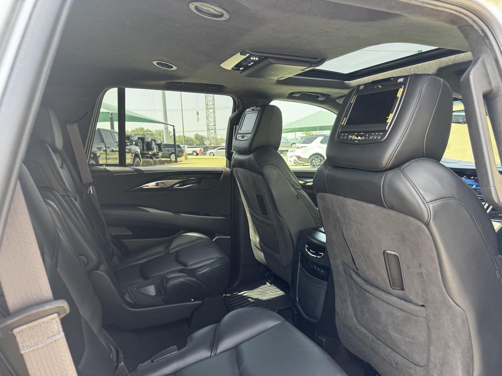 Used 2017 Radiant Silver Metallic Cadillac Platinum image 14