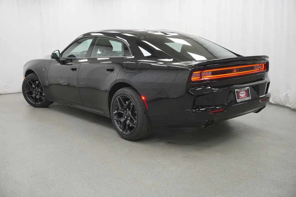 New 2026 Diamond Black Crystal Pearlcoat Dodge Scat Pack image 12