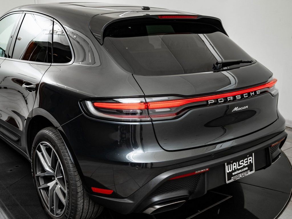 Used 2025 Volcano Grey Metallic Porsche  image 20