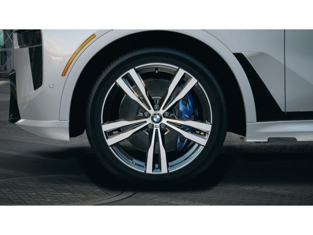 New 2027 Brooklyn Grey Metallic BMW xDrive40i image 7