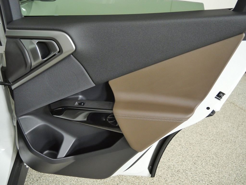 New 2026 Alpine White BMW 30 xDrive image 24