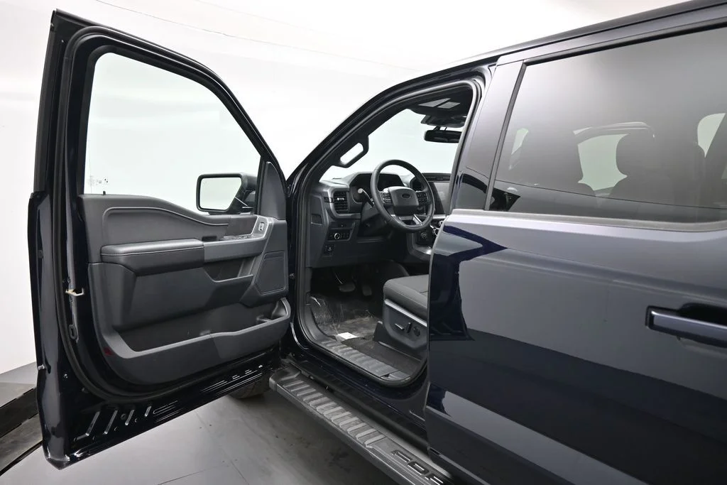 New 2026 Antimatter Blue Metallic Ford XLT image 8