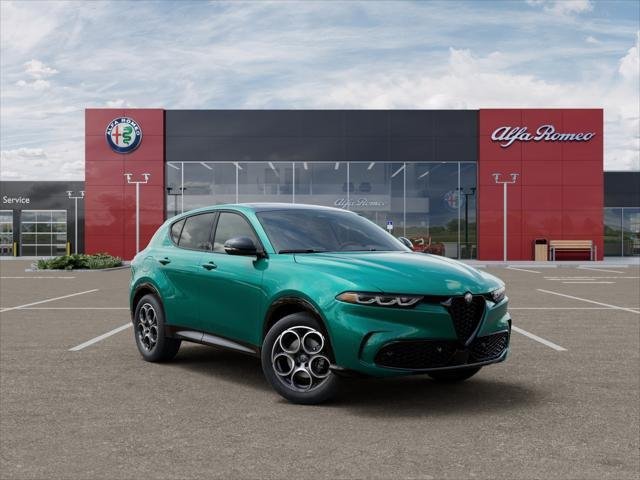 New 2025 Verde (Green) Fangio Metallic Exterior Paint Alfa Romeo  image 22