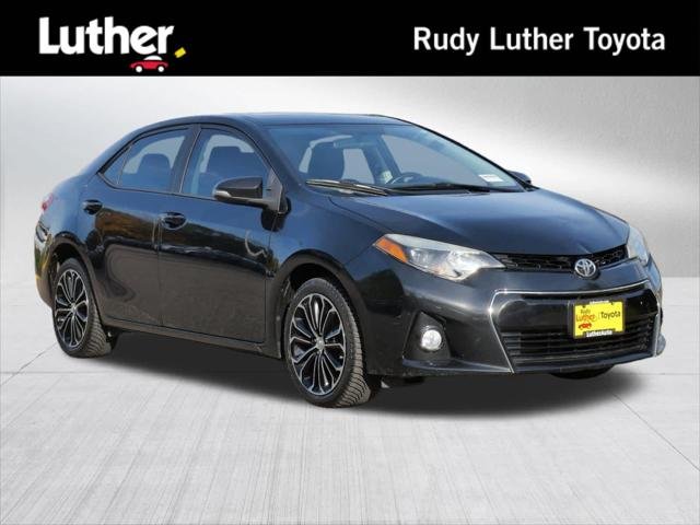 Certified Used 2016 BLACK SAND PEARL Toyota  image 1