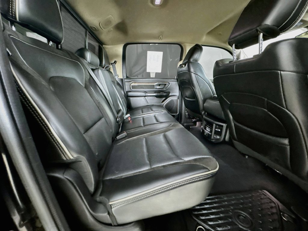 Used 2019 Diamond Black Crystal Pearlcoat Ram Laramie image 33