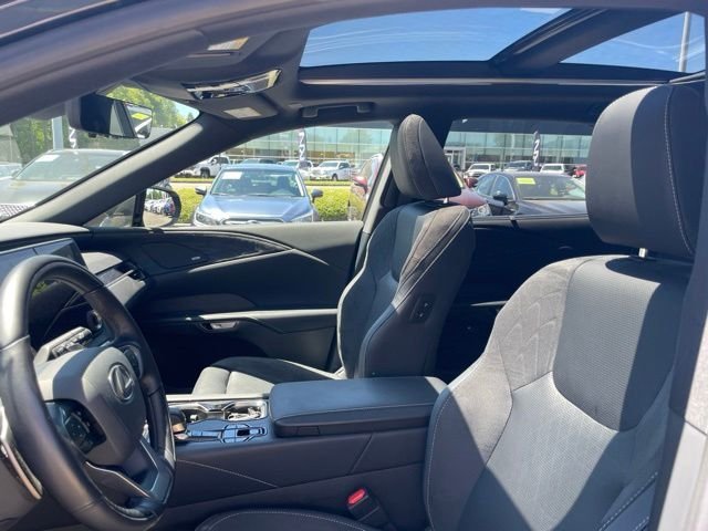 Certified Used 2025 CAVIAR Lexus LUXURY AWD image 11