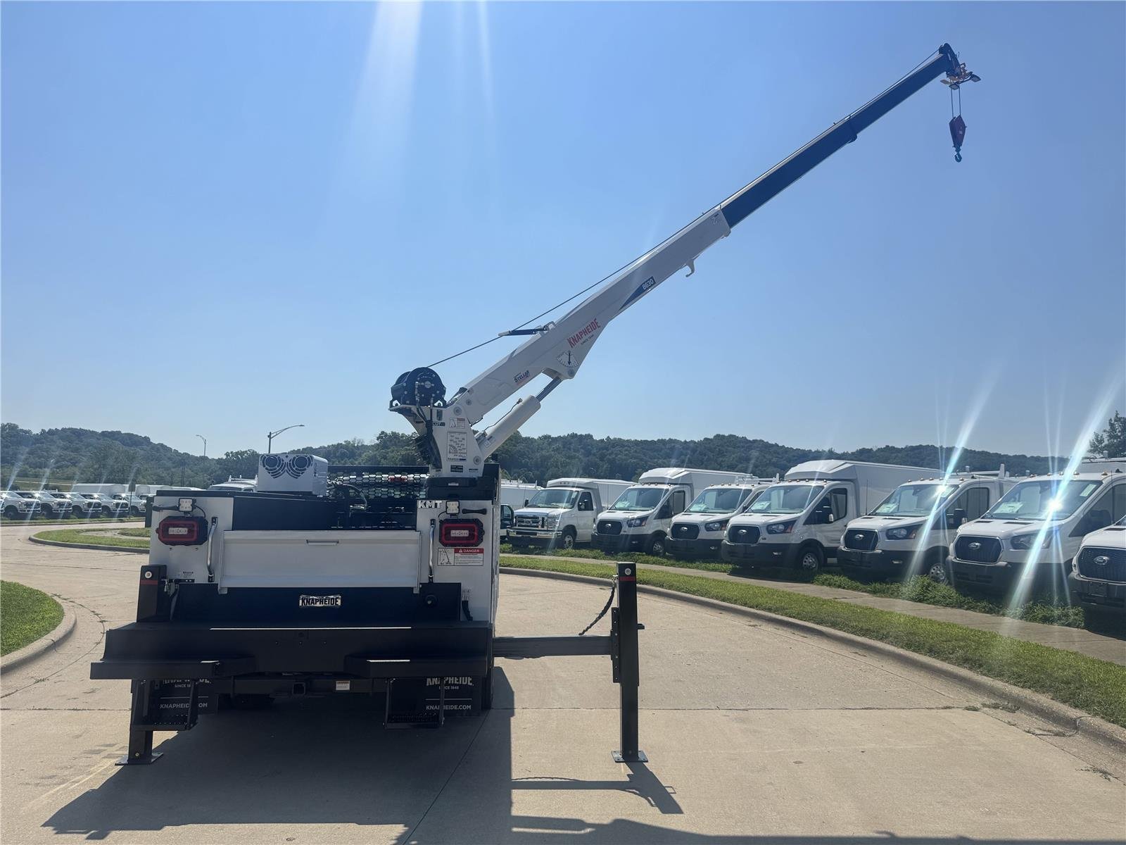 2024 Ford F-600 Super Duty Chassis Cab XL - Photo 37