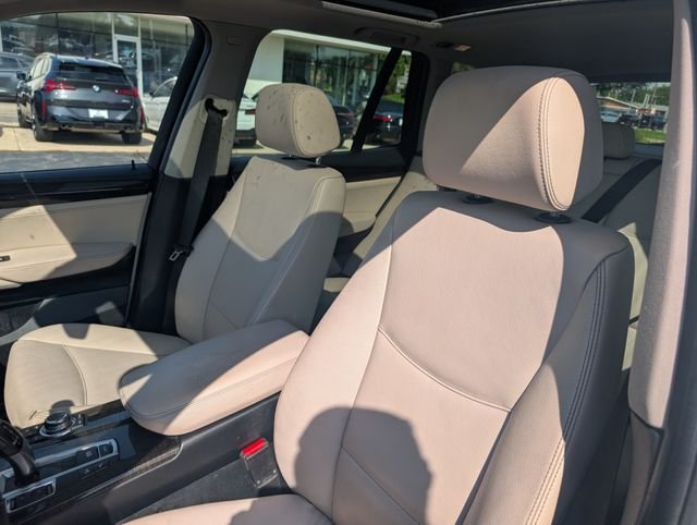 Used 2013 Alpine White BMW xDrive28i image 13