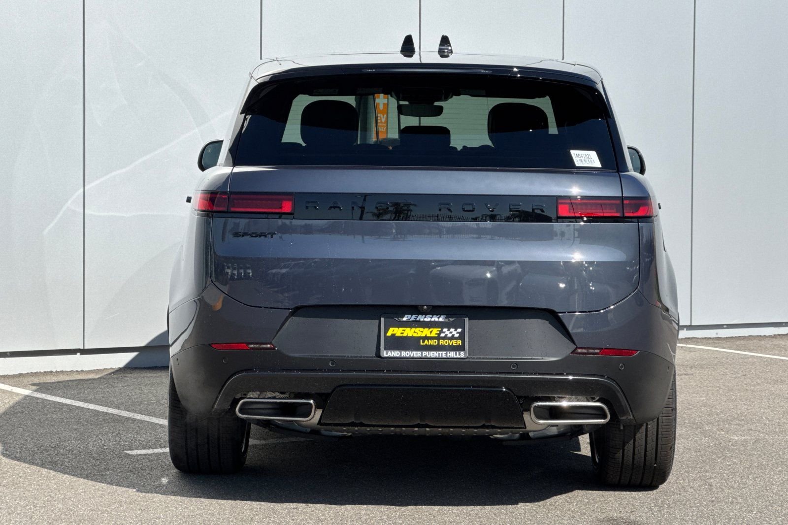 New 2026 Varesine Blue Land Rover SE image 4