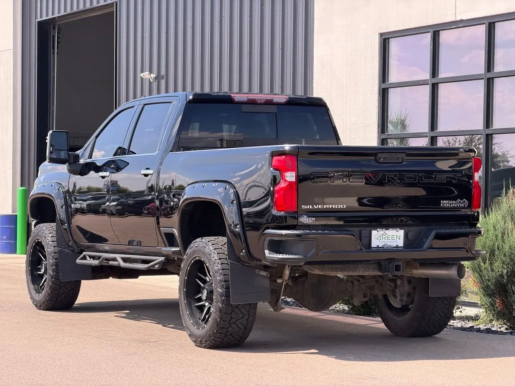 Used 2020 Black Chevrolet High Country image 3