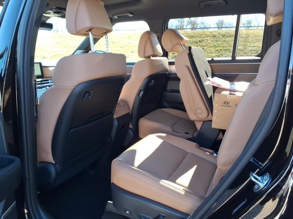 New 2026 BLACK HYUNDAI LIMI image 24
