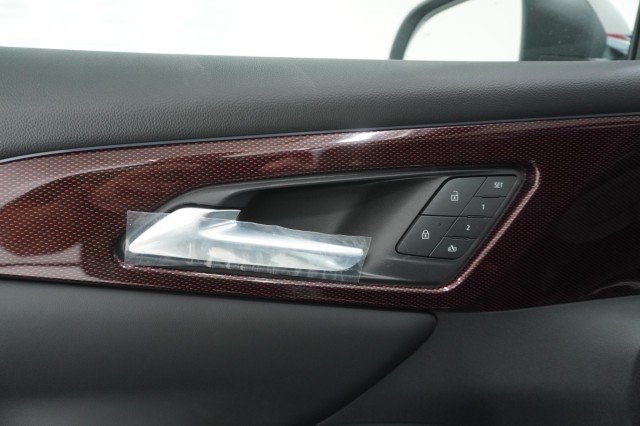 2027 Chevrolet Traverse RS - Photo 16