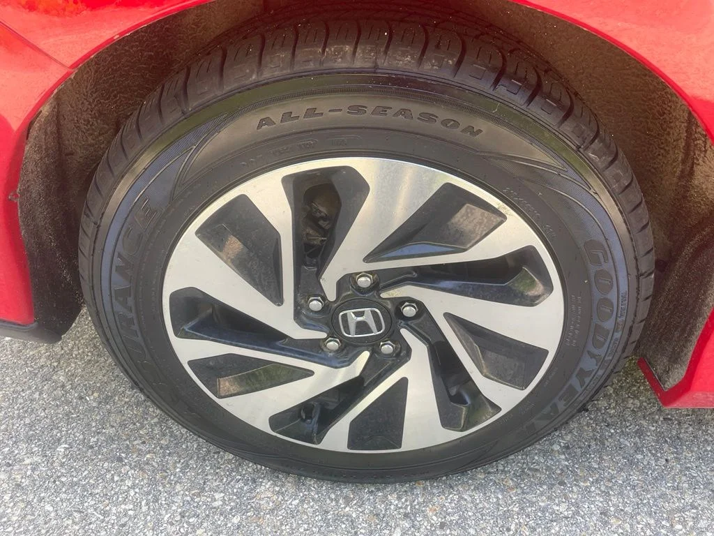 2018 Honda Civic Hatchback LX - Photo 6