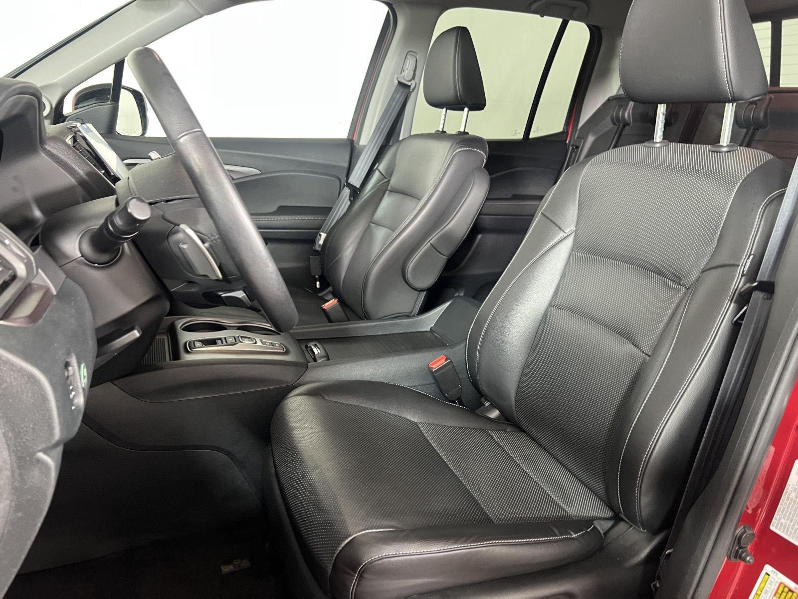 Used 2023 Radiant Red Metallic II Honda RTL-E image 18