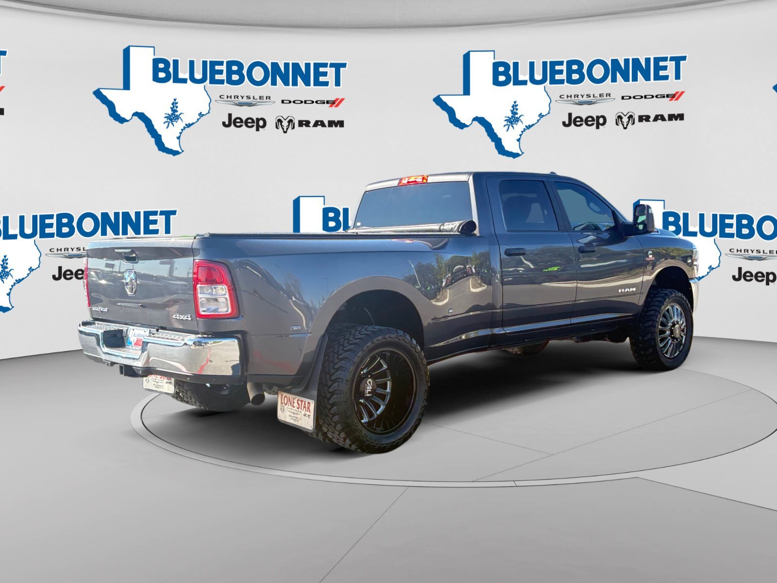 Certified Used 2024 Granite Crystal Metallic Clearcoat Ram Lone Star image 5
