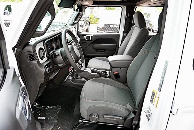 New 2025 Bright White Clear-Coat Exterior Paint Jeep Willys image 21