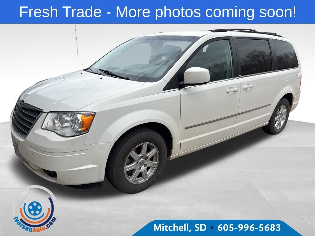 2010 Chrysler Town & Country Touring