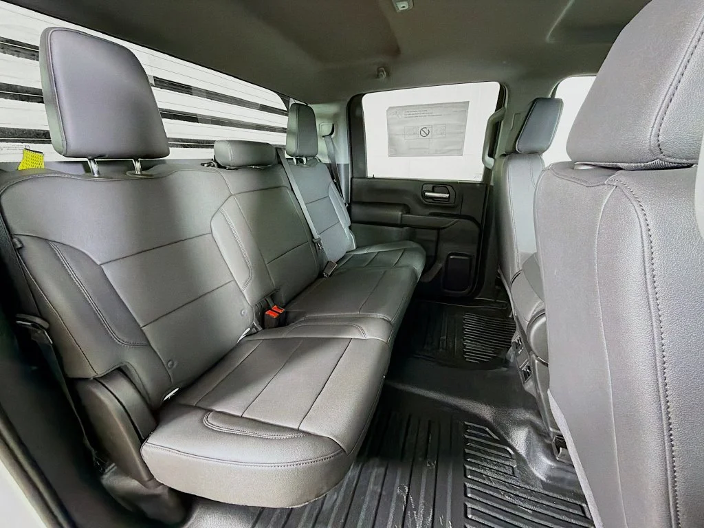 New 2026 Summit White Chevrolet Work Truck image 22