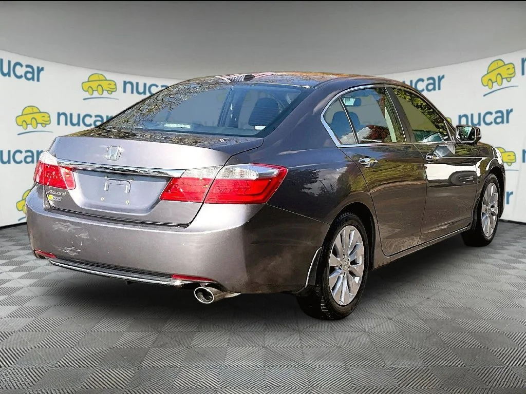Used 2013 Gray Honda EX-L image 6