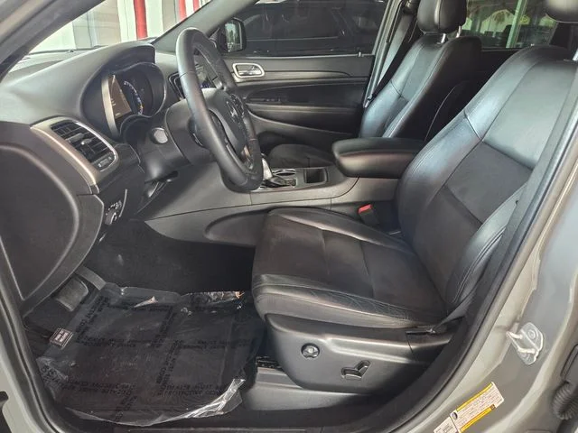Certified Used 2020 Gray Jeep Altitude image 4