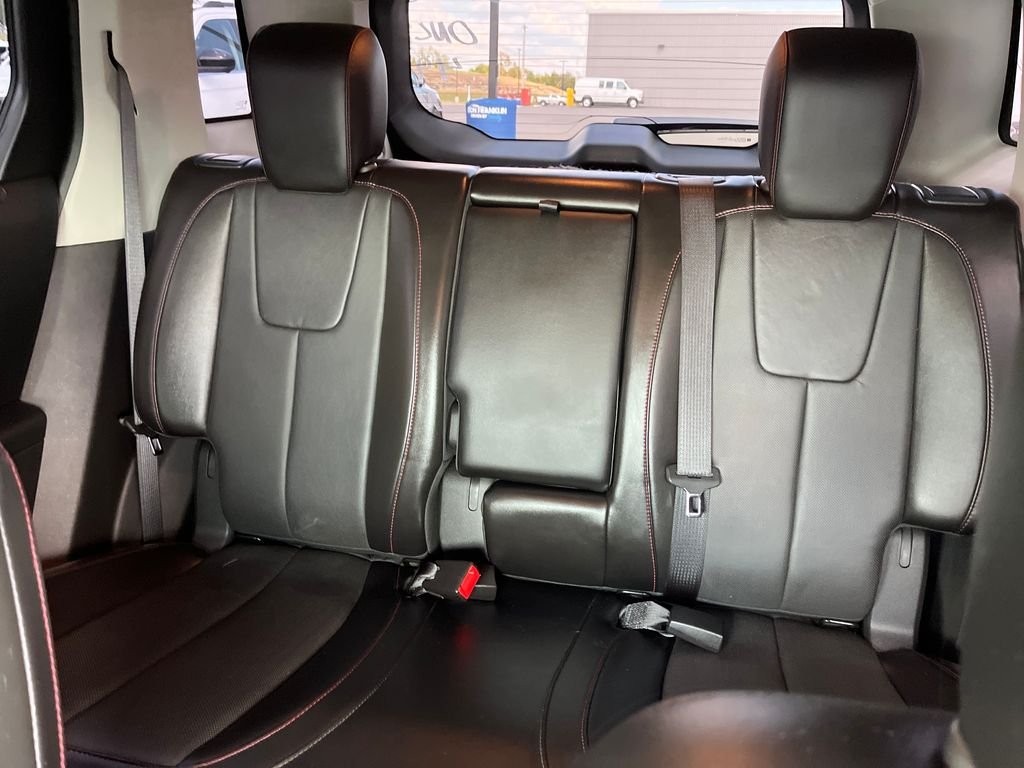 Used 2015 Gold GMC SLT-1 image 13