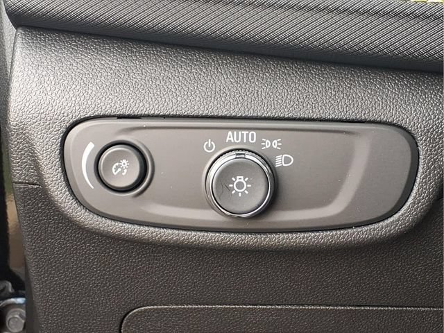New 2026 Mosaic Black Metallic Chevrolet ACTIV image 12