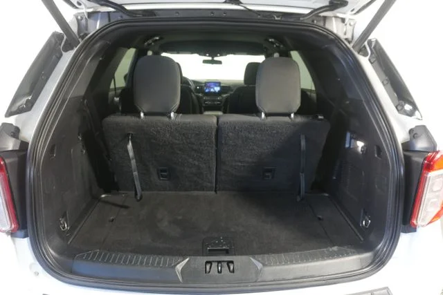 Used 2020 Oxford White Ford XLT image 27