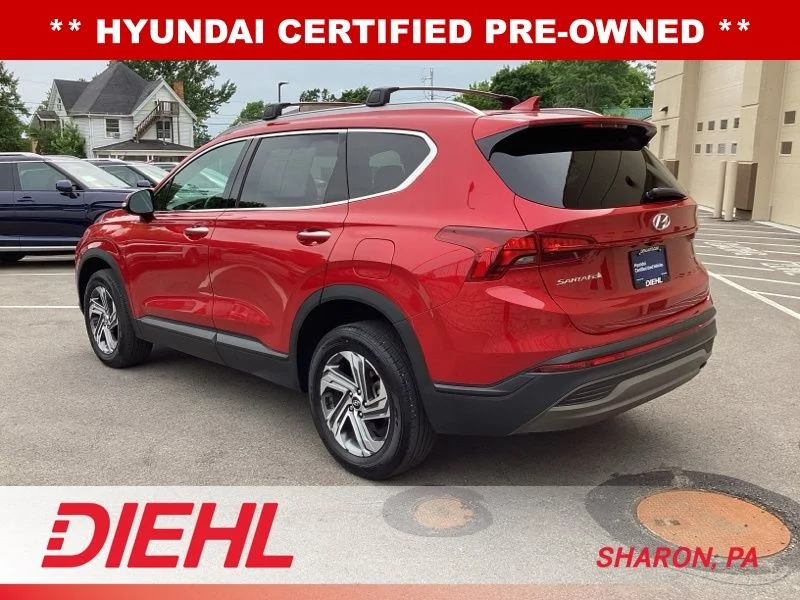 Used 2023 Red Hyundai SEL image 5